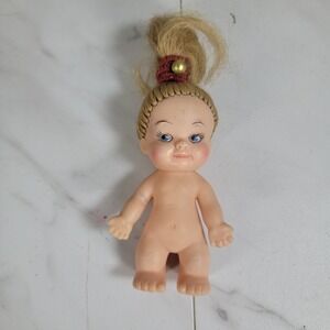 Vintage 1966 Uneeda Pee Wee Girl Character Doll 3 1/2" Tall Blonde